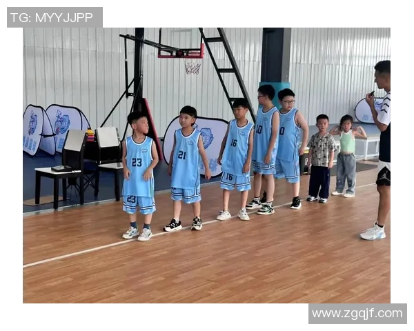 小学篮球课视频分享提升孩子们的篮球技能与团队合作精神